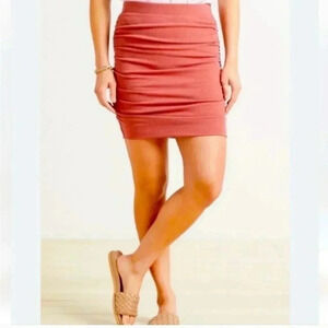 Sundry for Evereve ruched mini skirt